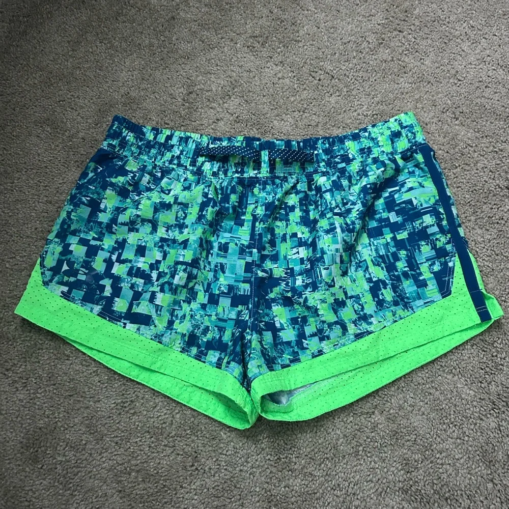 UNDER ARMOUR Girl's shorts tropical tide‎